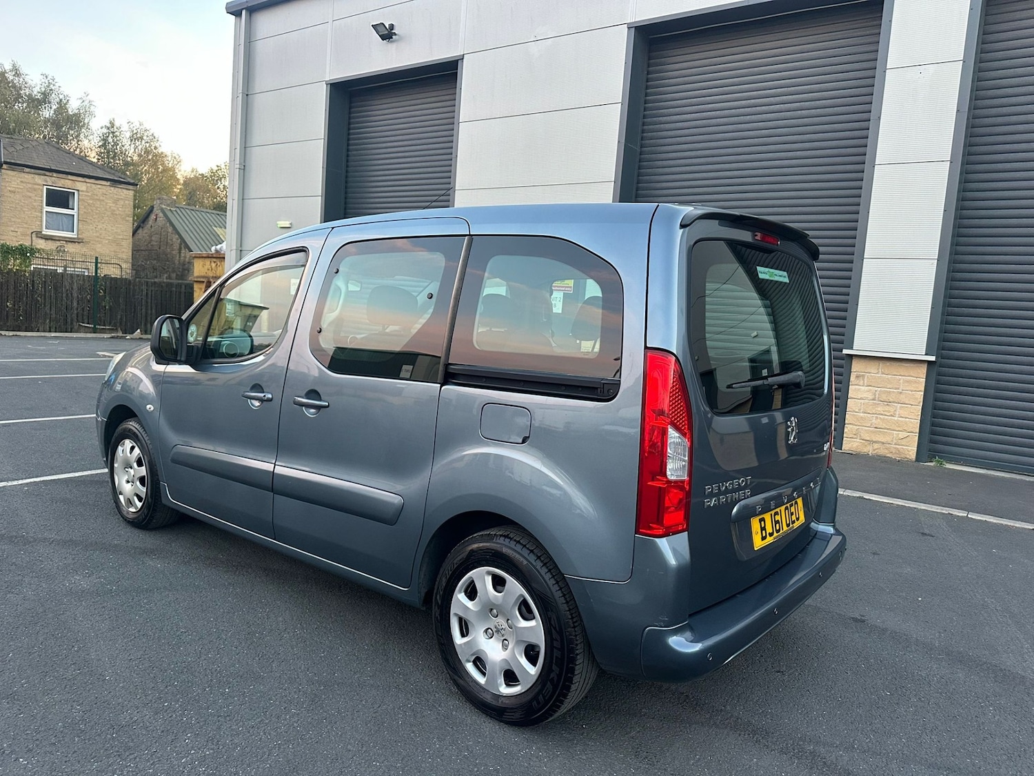 Used Peugeot Partner Tepee 2011 for sale - 76407687: Photo 3