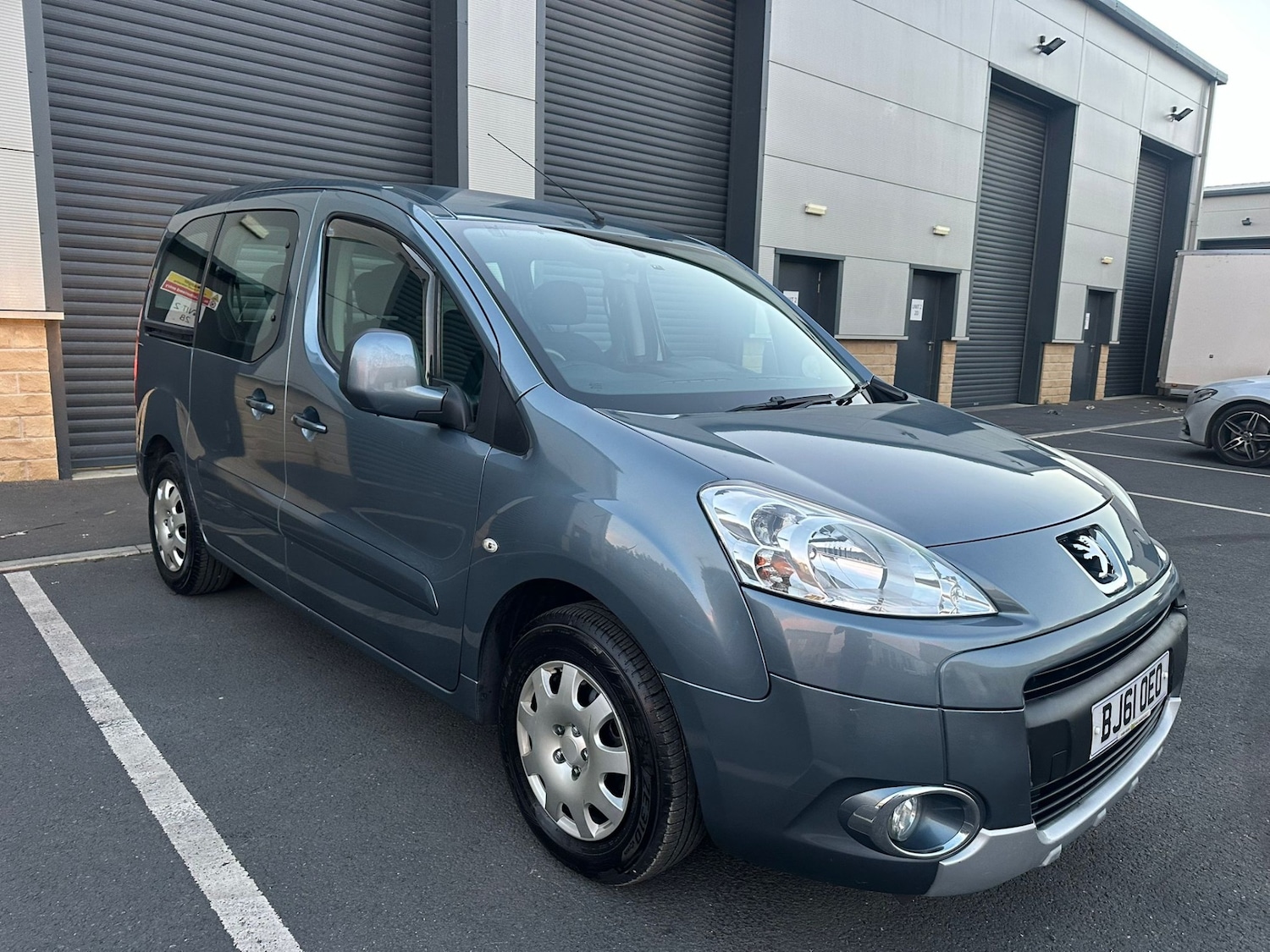Used Peugeot Partner Tepee 2011 for sale - 76407687: Photo 7