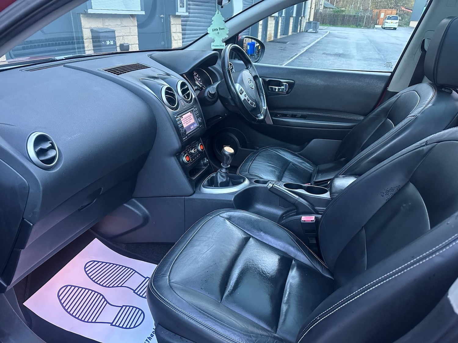 Used Nissan Qashqai 2011 for sale - 76687488: Photo 11