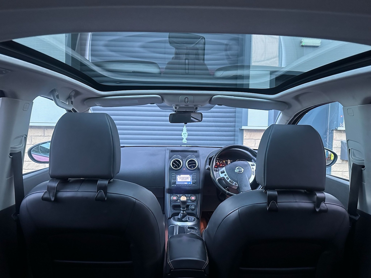 Used Nissan Qashqai 2011 for sale - 76687488: Photo 12