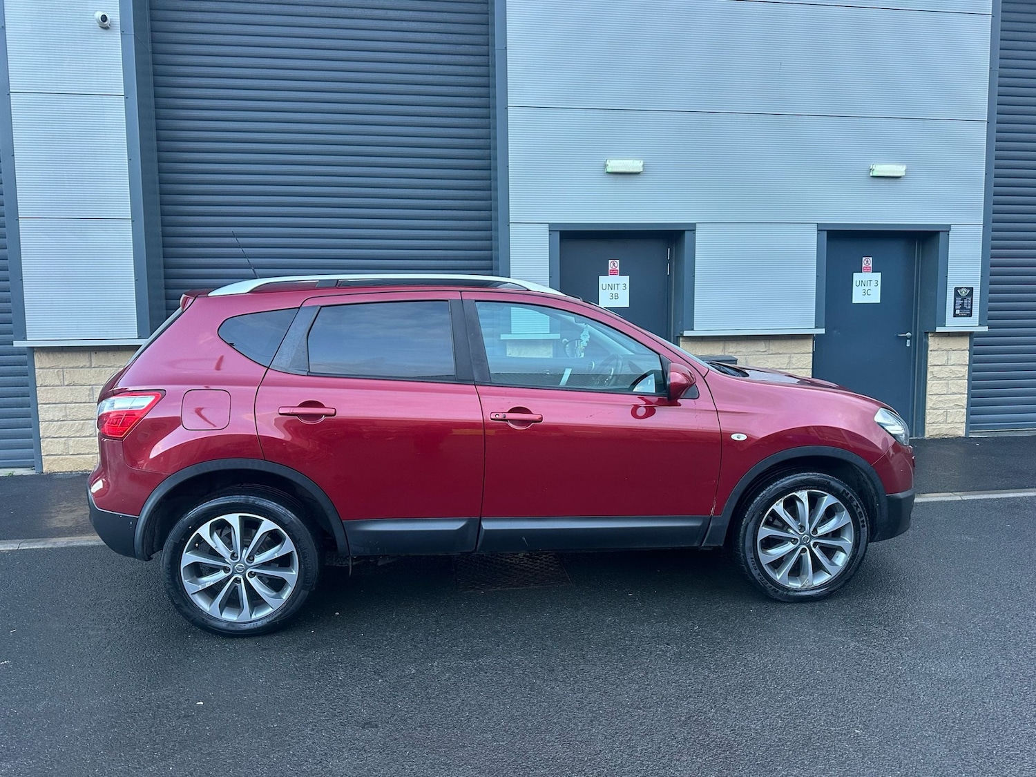 Used Nissan Qashqai 2011 for sale - 76687488: Photo 9