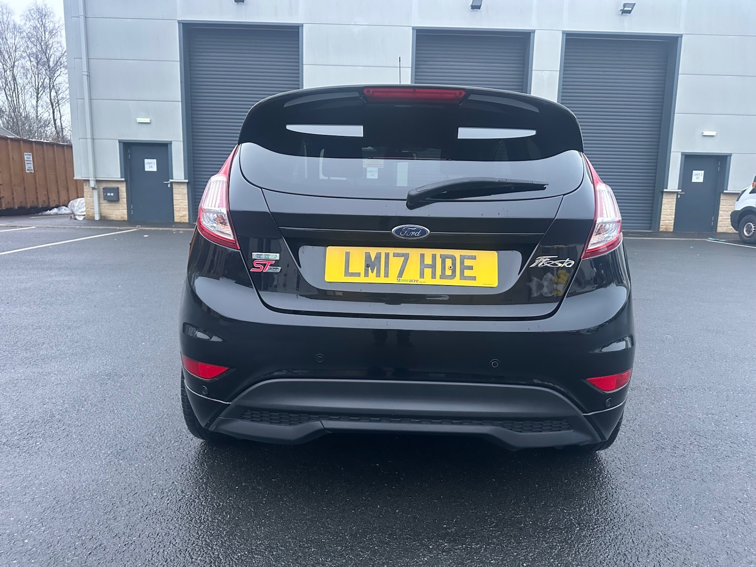 Used Ford Fiesta 2017 for sale - 76968327: Photo 2