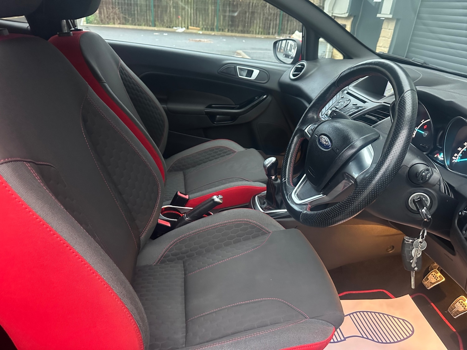 Used Ford Fiesta 2017 for sale - 76968327: Photo 6