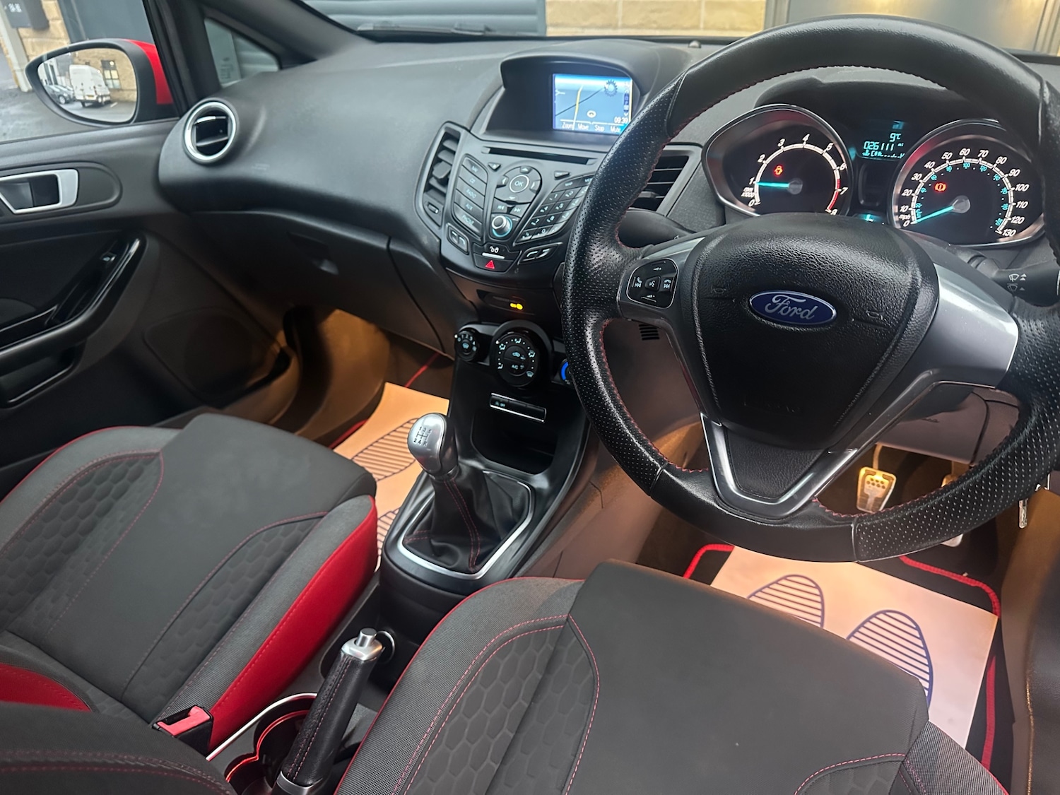 Used Ford Fiesta 2017 for sale - 76968327: Photo 9