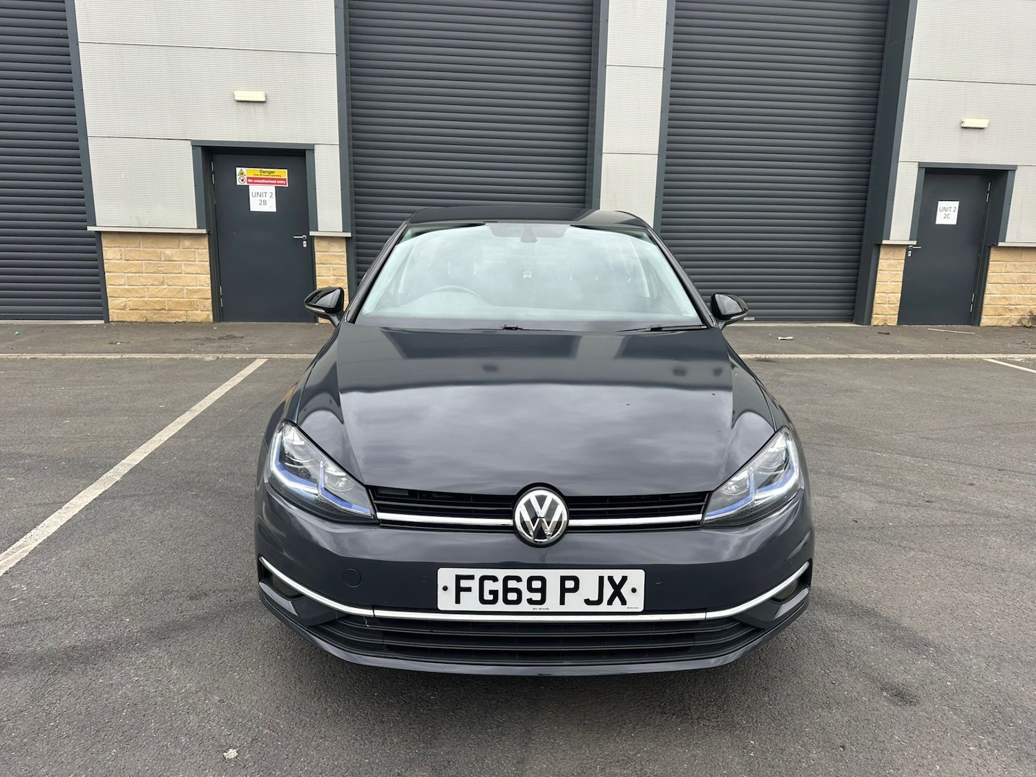 Used Volkswagen Golf 2019 for sale - 78135214: Photo 2