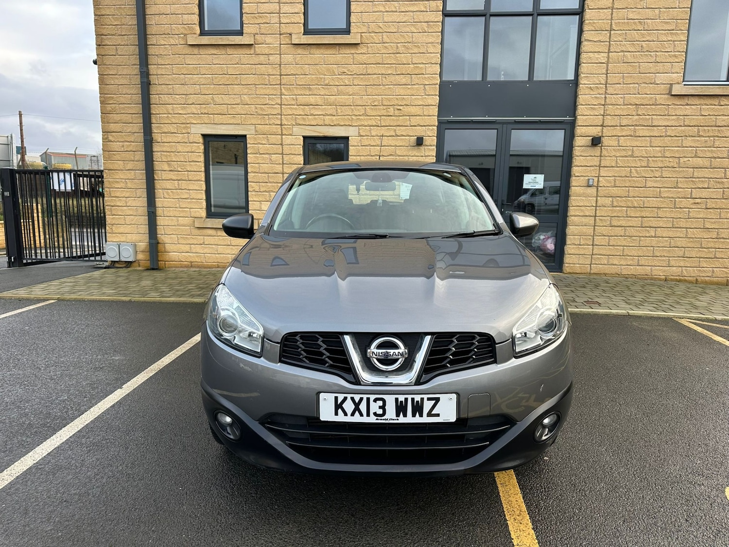 Used Nissan Qashqai 2013 for sale - 77400380: Photo 2