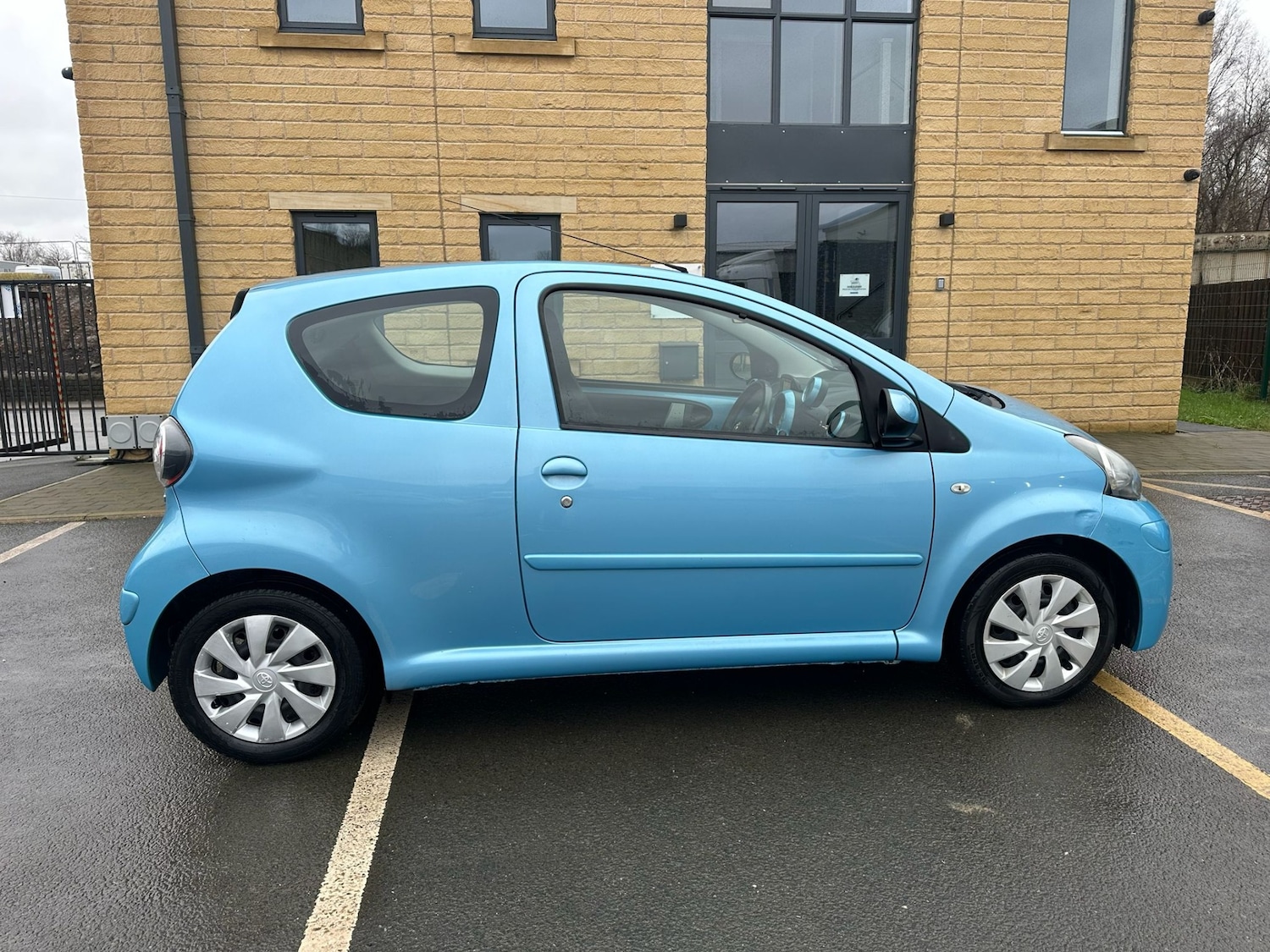 Used Toyota AYGO 2014 for sale - 77782123: Photo 13