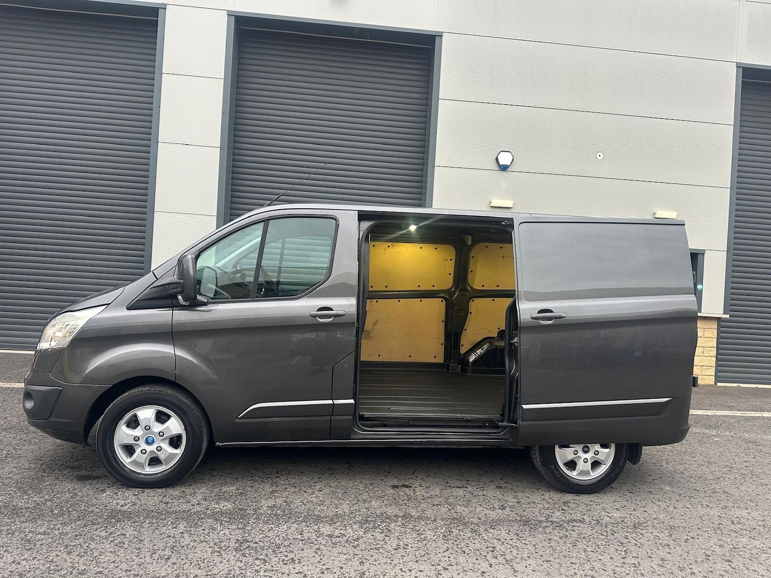 Used Ford Transit Custom 2016 for sale - 76581893: Photo 18