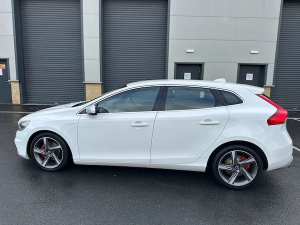 Used Volvo V40 2015 for sale - 76174308: Photo 11