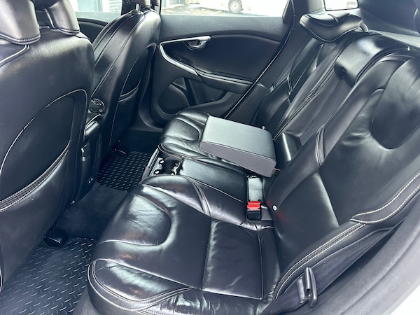 Used Volvo V40 2015 for sale - 76174308: Photo 15