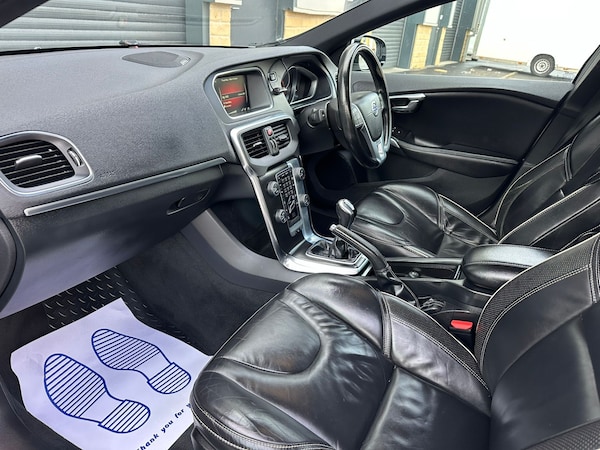 Used Volvo V40 2015 for sale - 76174308: Photo 18