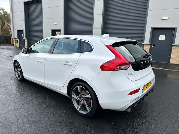 Used Volvo V40 2015 for sale - 76174308: Photo 5