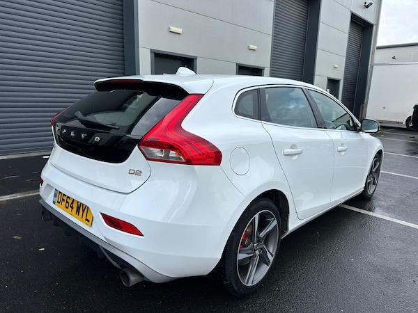 Used Volvo V40 2015 for sale - 76174308: Photo 6