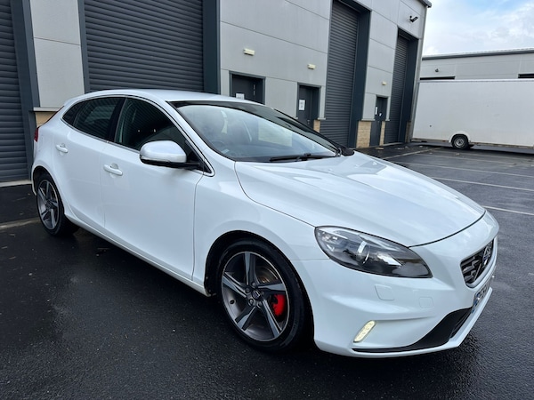 Used Volvo V40 2015 for sale - 76174308: Photo 8