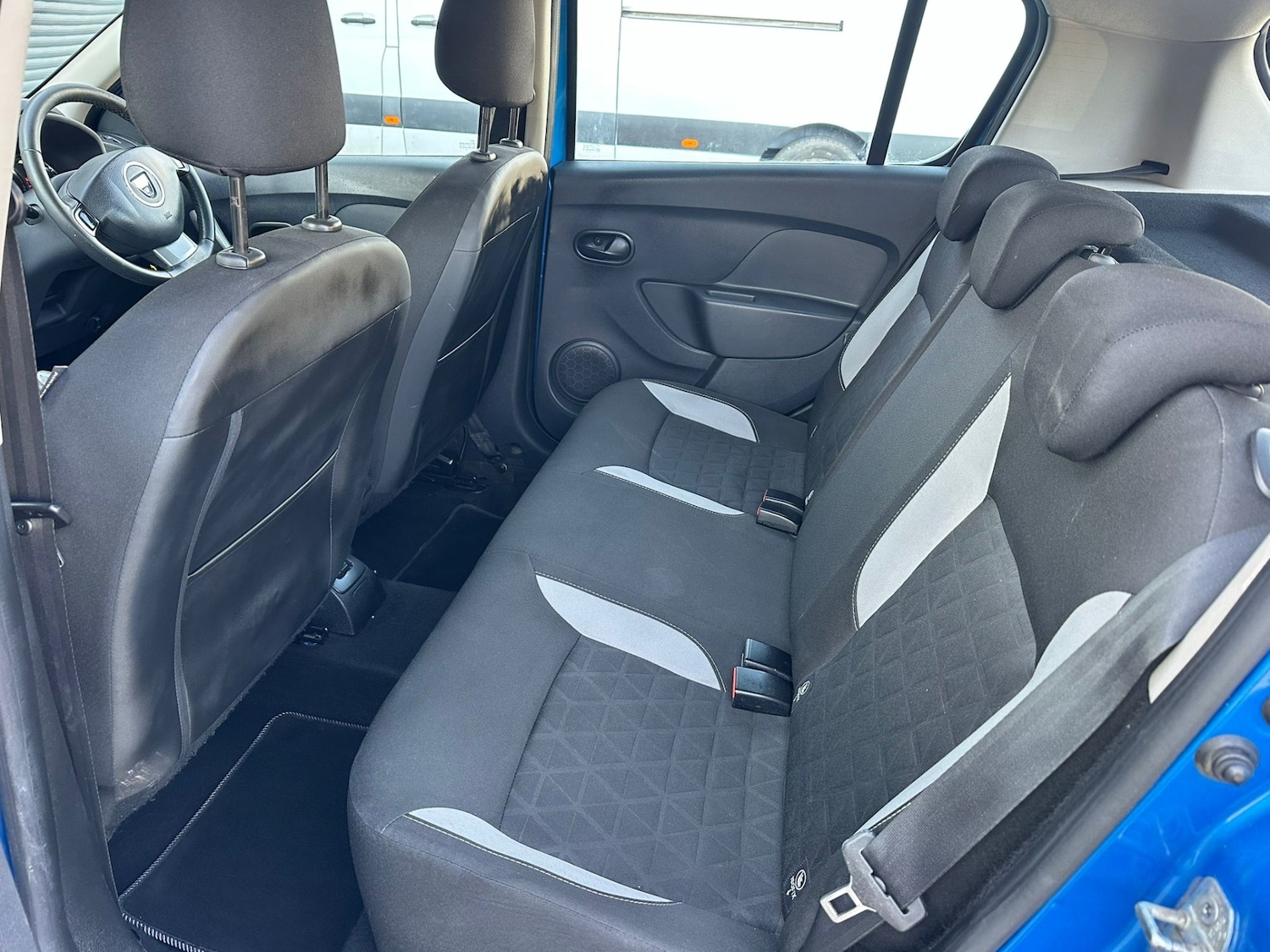 Used Dacia Sandero Stepway 2015 for sale - 77668706: Photo 9