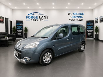 Used Peugeot Partner Tepee 2011 for sale - 79302372: Photo