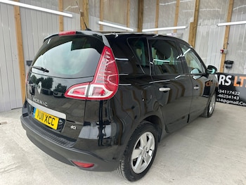 Used Renault Scenic 2011 for sale - 75022160: Photo