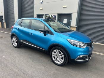 Used Renault Captur 2016 for sale - 76165288: Photo