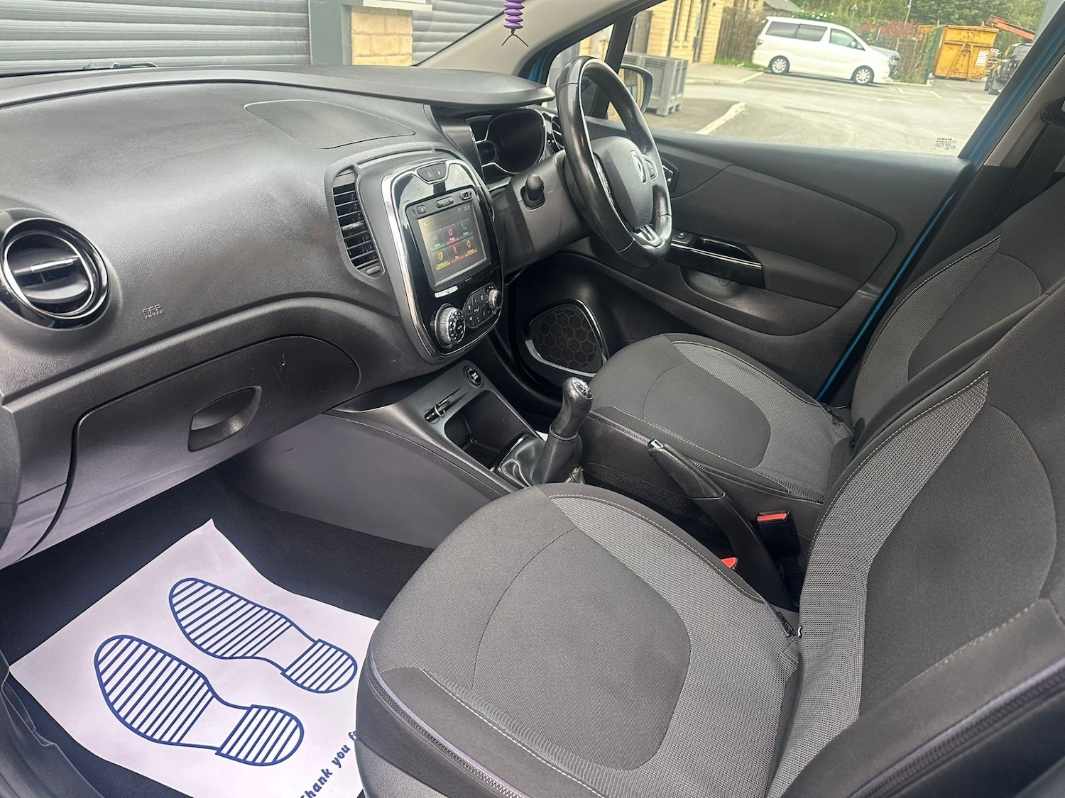 Used Renault Captur 2016 for sale - 76165288: Photo 8