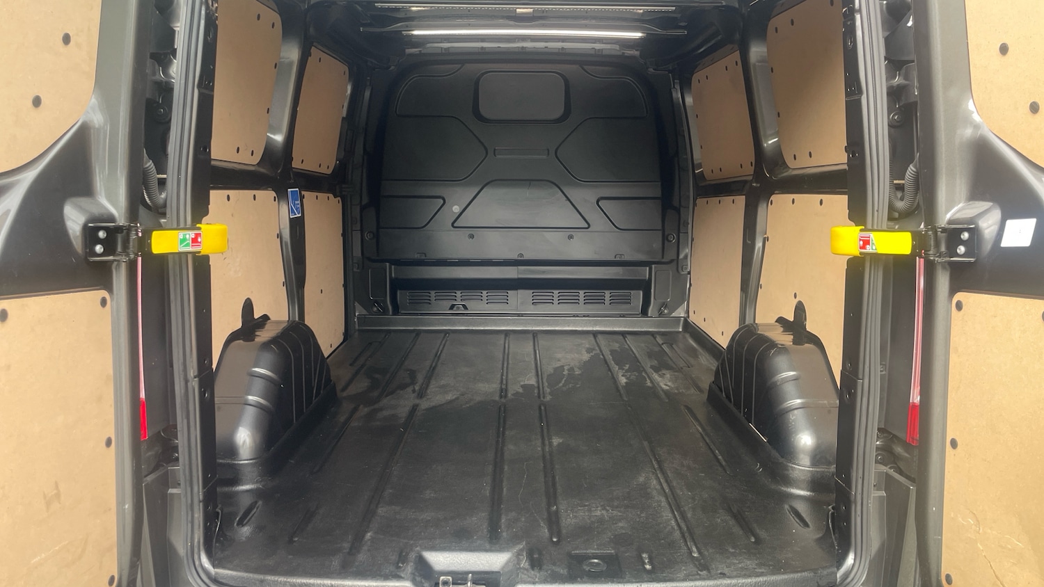 Used Ford Transit Custom 2023 for sale - 75919422: Photo 24