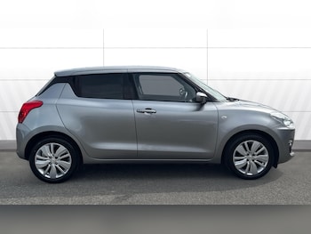 Used Suzuki Swift 2018 for sale - 78466373: Photo