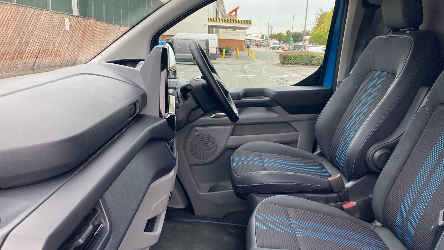 Used Ford Transit Custom 2025 for sale - 76120117: Photo 13