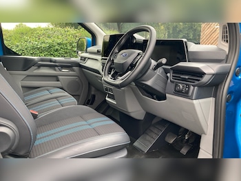 Used Ford Transit Custom 2025 for sale - 76120117: Photo