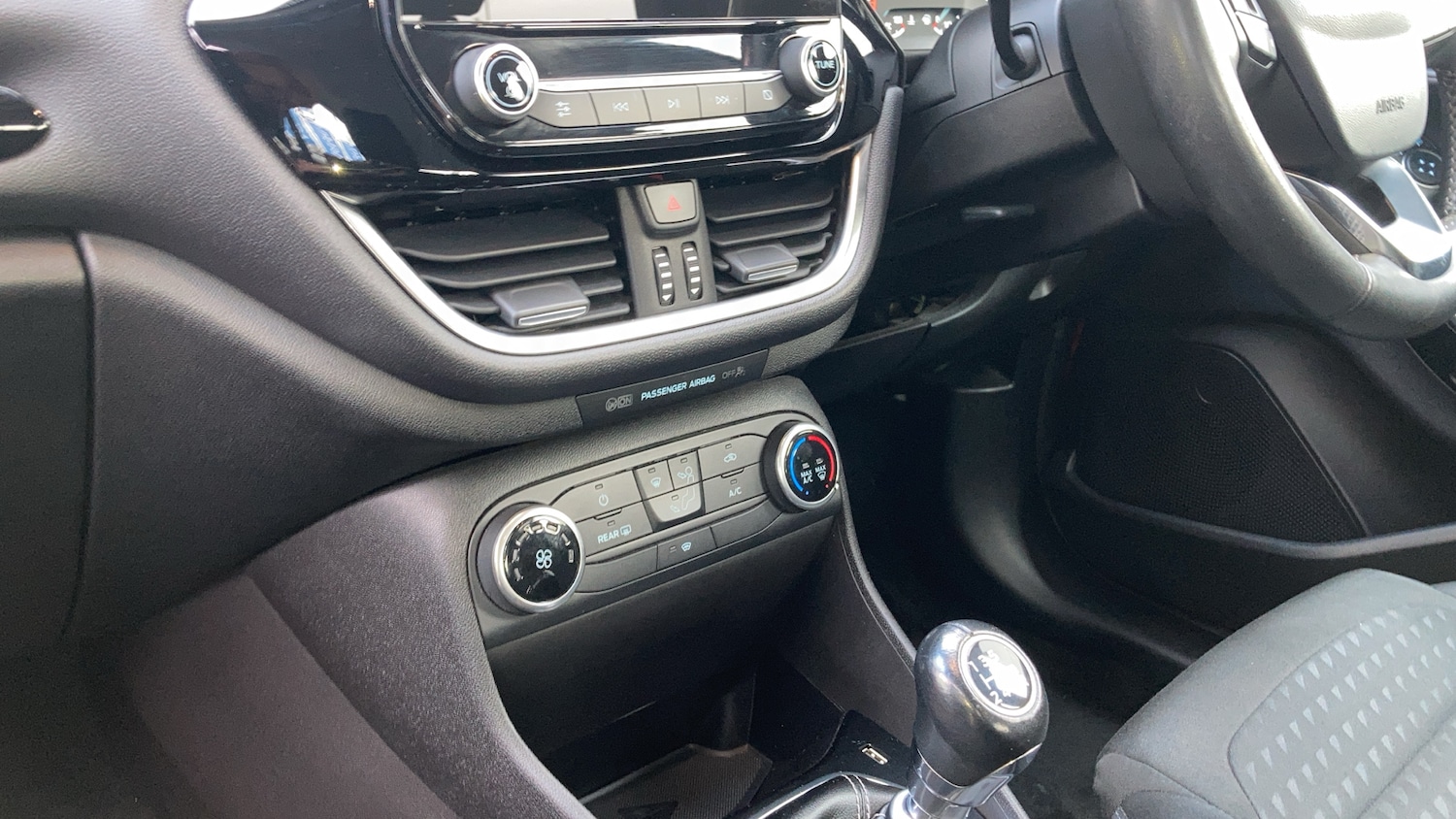 Used Ford Fiesta 2017 for sale - 76762293: Photo 14