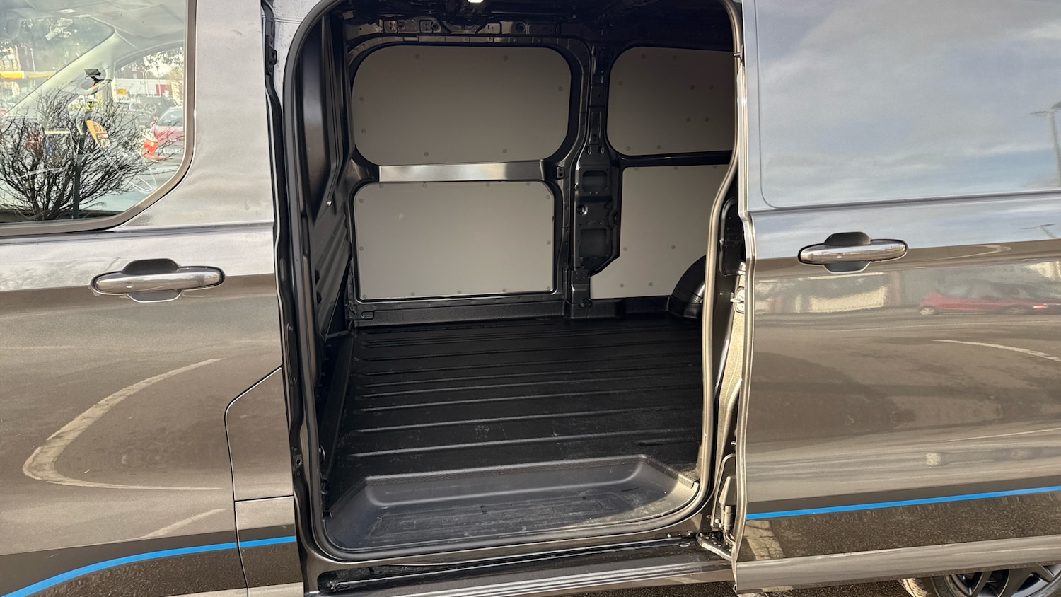 Used Ford Transit Custom 2025 for sale - 77271190: Photo 5