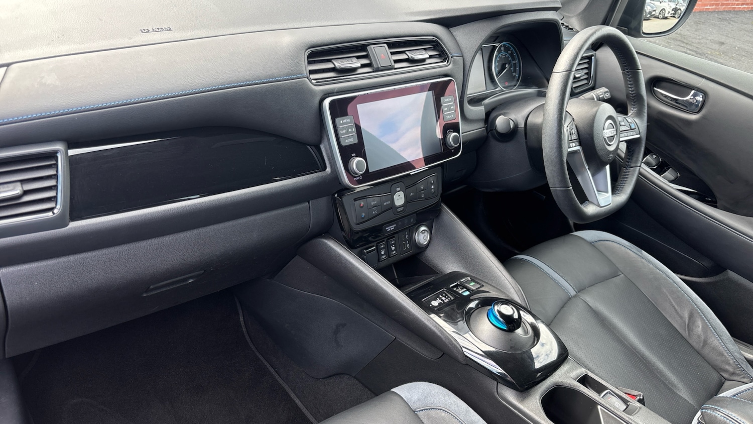 Used Nissan Leaf 2023 for sale - 78108170: Photo 6