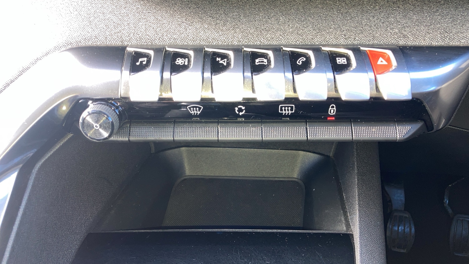 Used Peugeot 3008 2018 for sale - 76490461: Photo 19