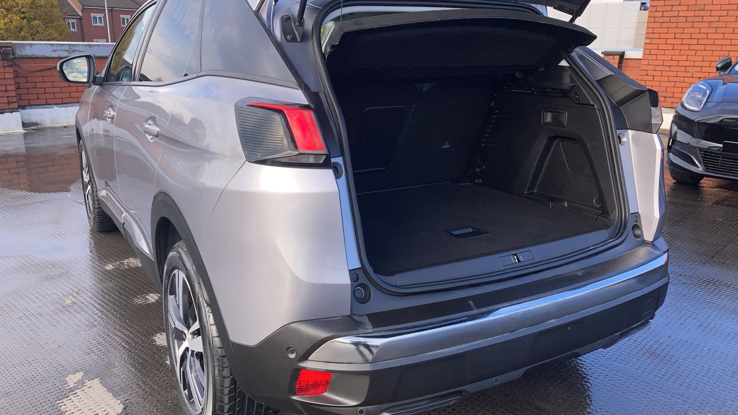 Used Peugeot 3008 2018 for sale - 76490461: Photo 39