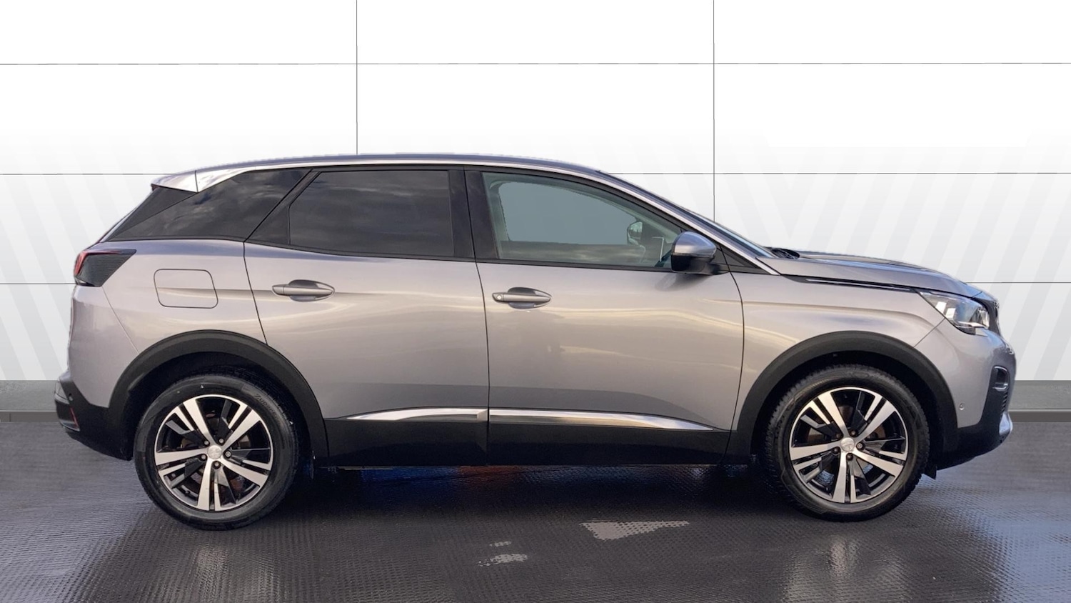Used Peugeot 3008 2018 for sale - 76490461: Photo 4