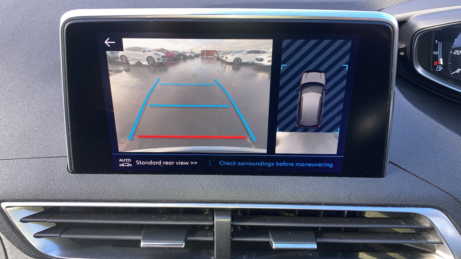 Used Peugeot 3008 2018 for sale - 76490461: Photo 9