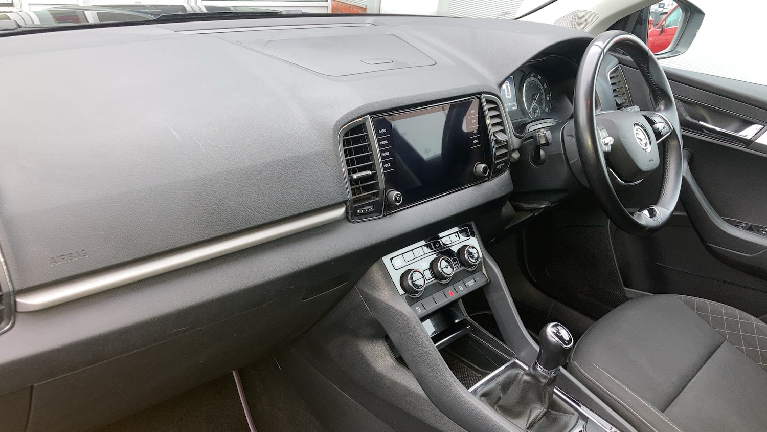 Used Skoda Karoq 2021 for sale - 77137497: Photo 11