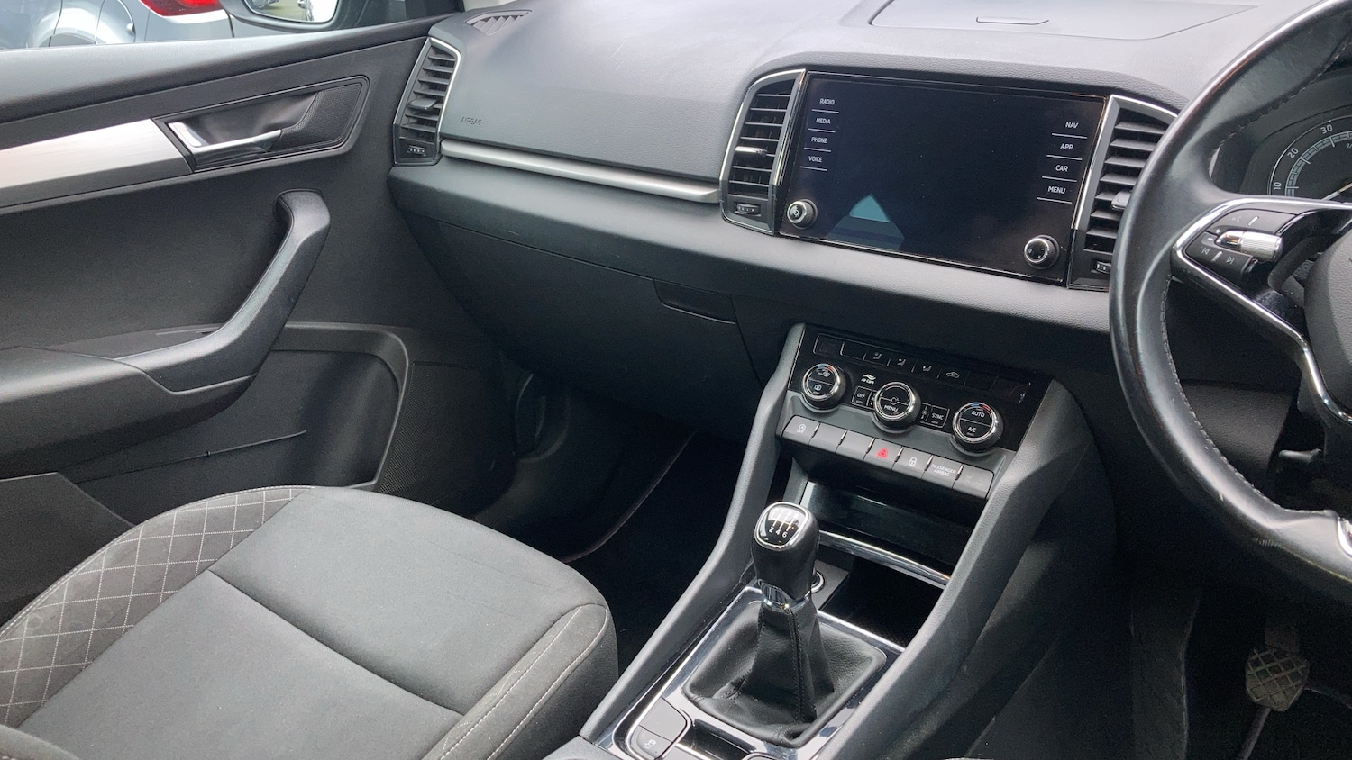 Used Skoda Karoq 2021 for sale - 77137497: Photo 18