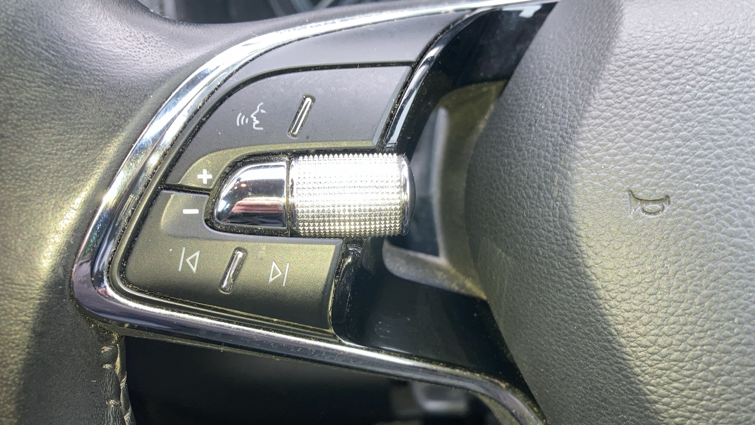 Used Skoda Karoq 2021 for sale - 77137497: Photo 19