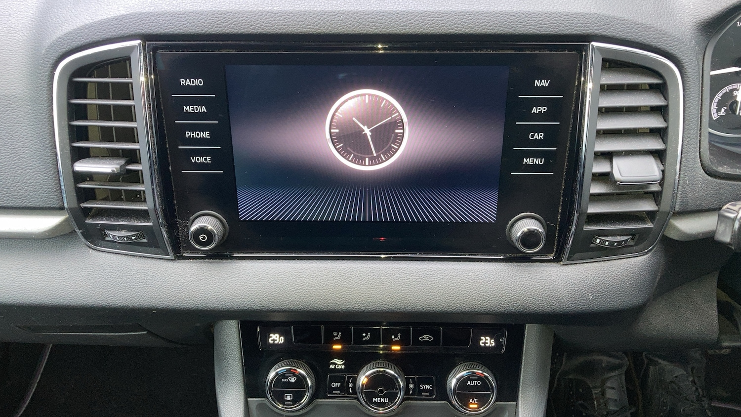 Used Skoda Karoq 2021 for sale - 77137497: Photo 38