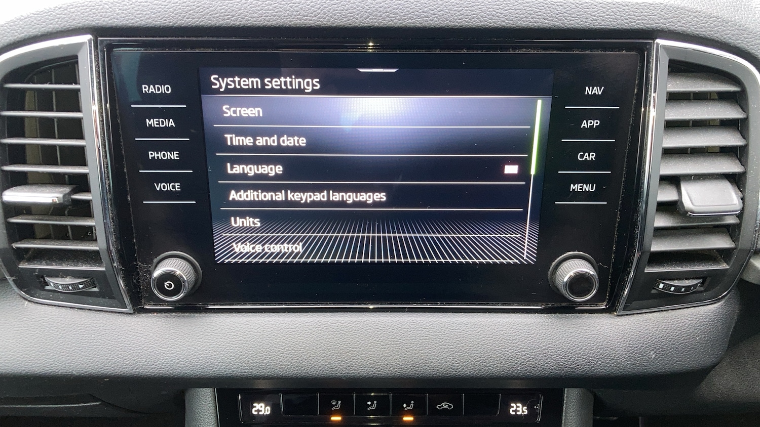 Used Skoda Karoq 2021 for sale - 77137497: Photo 46