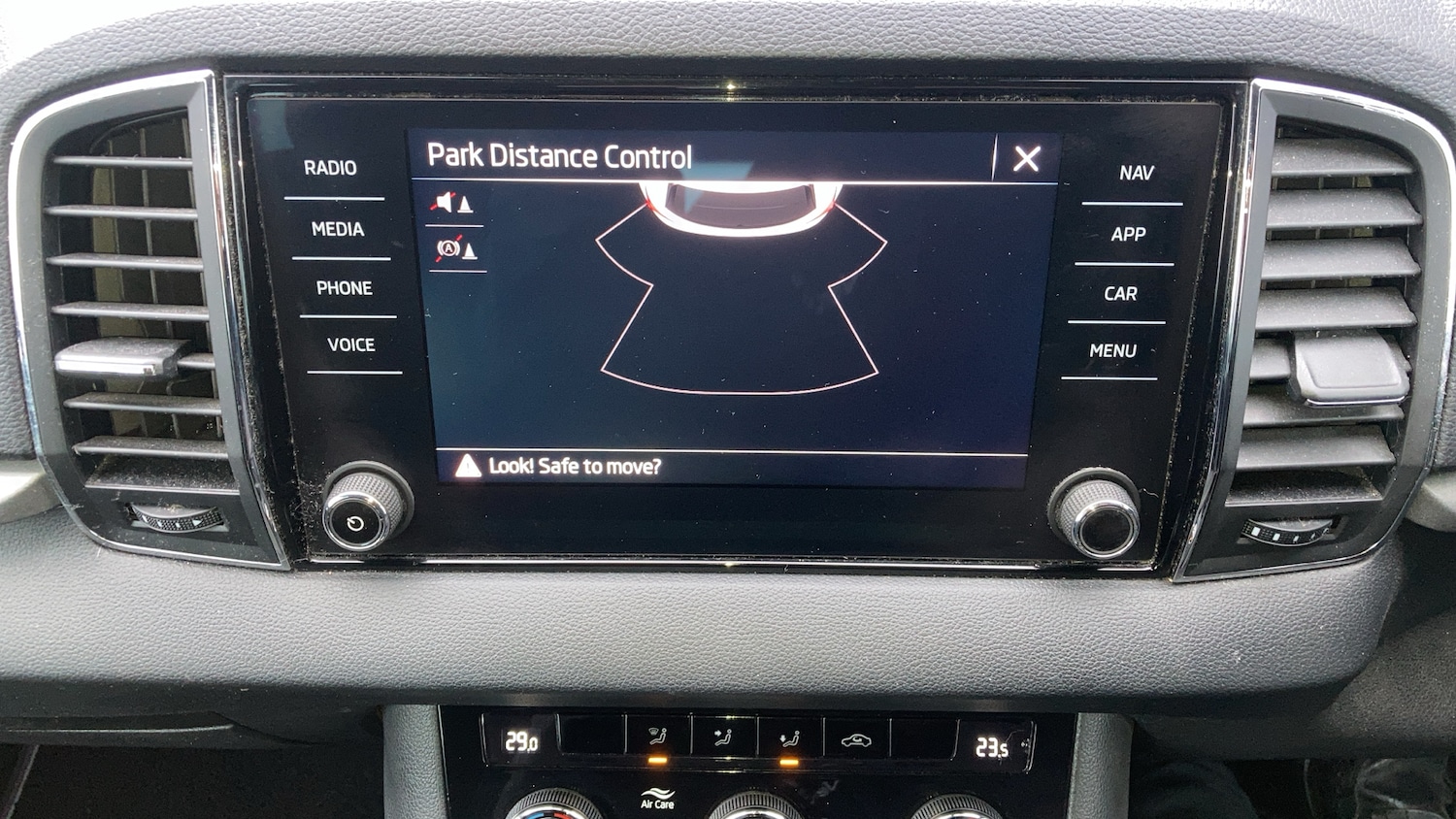 Used Skoda Karoq 2021 for sale - 77137497: Photo 48