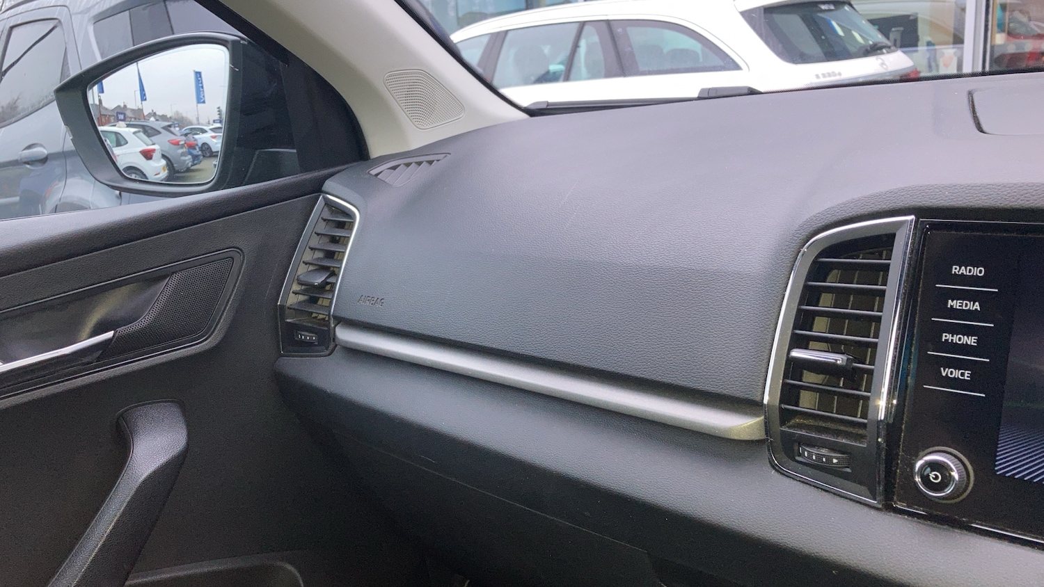 Used Skoda Karoq 2021 for sale - 77137497: Photo 7