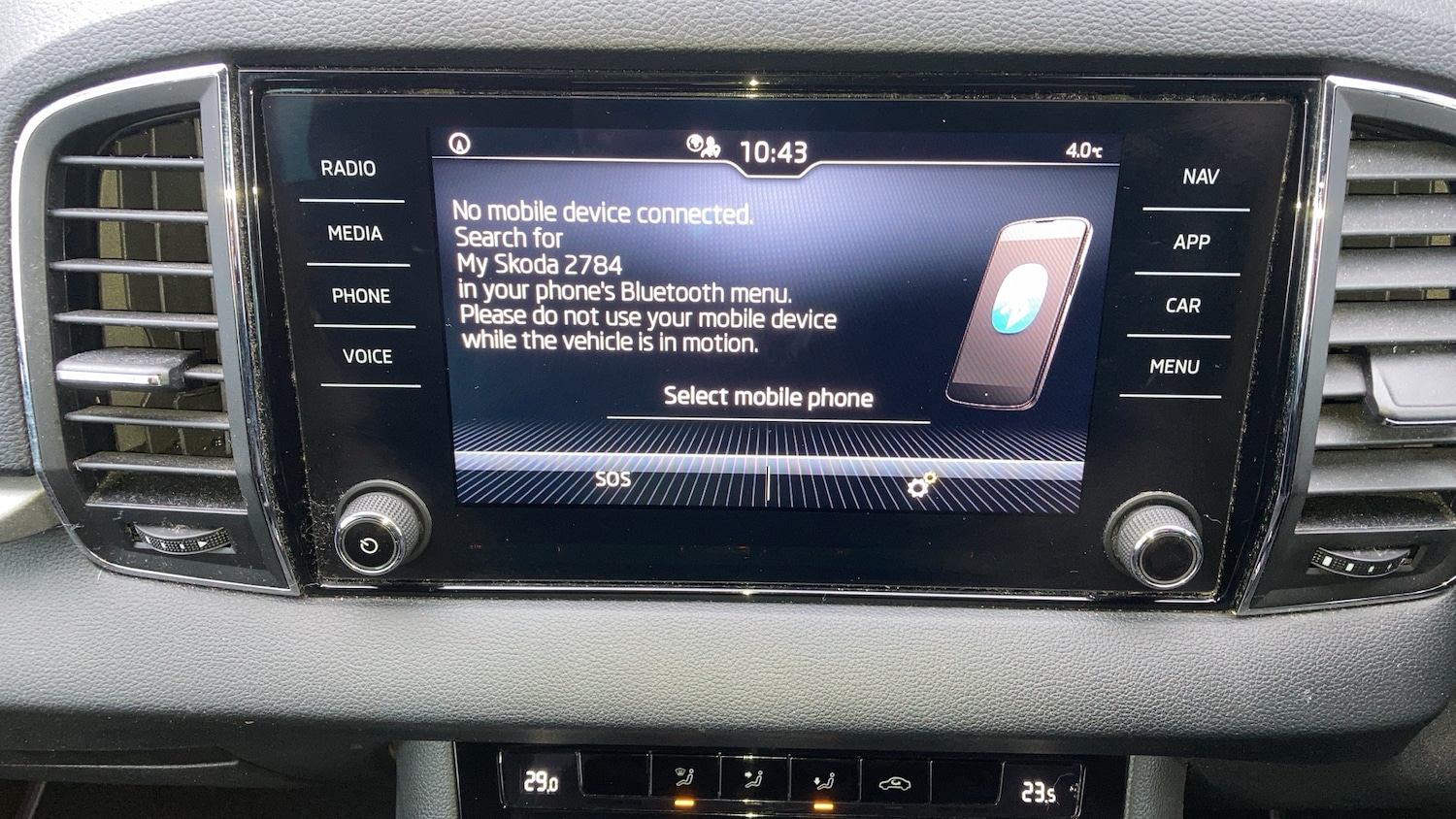 Used Skoda Karoq 2021 for sale - 77137497: Photo 9