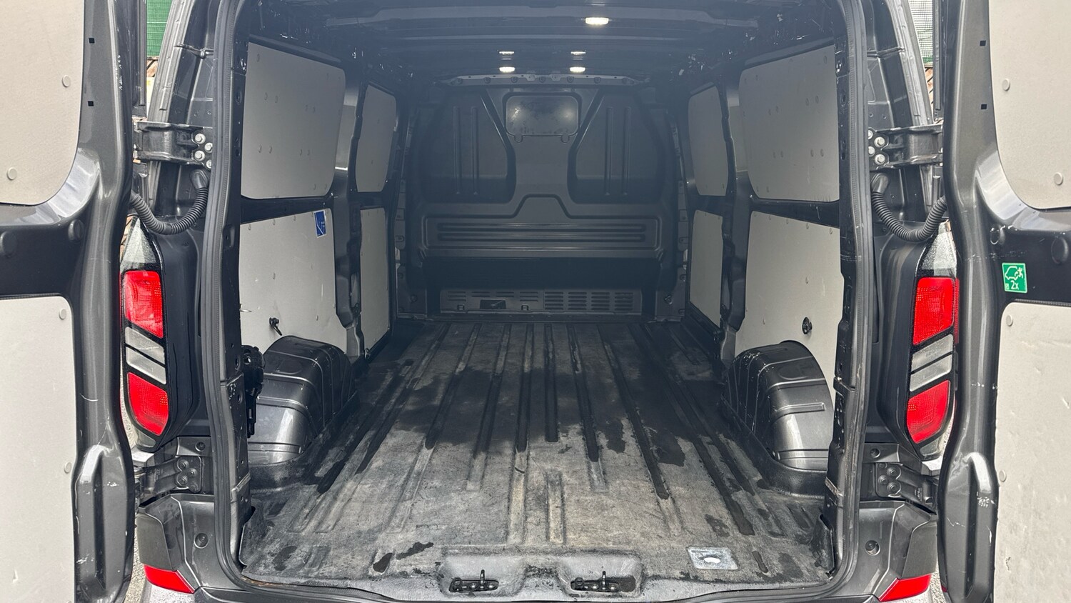 Used Ford Transit Custom 2023 for sale - 76368960: Photo 12