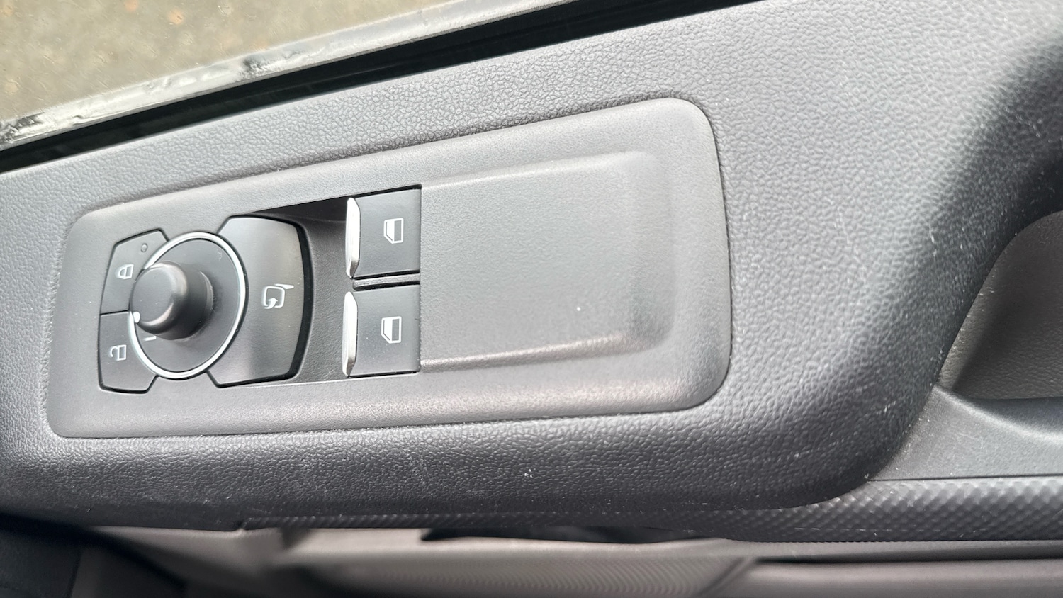 Used Ford Transit Custom 2023 for sale - 76368960: Photo 28