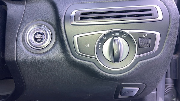 Used Mercedes-Benz C-Class 2019 for sale - 76159876: Photo 21