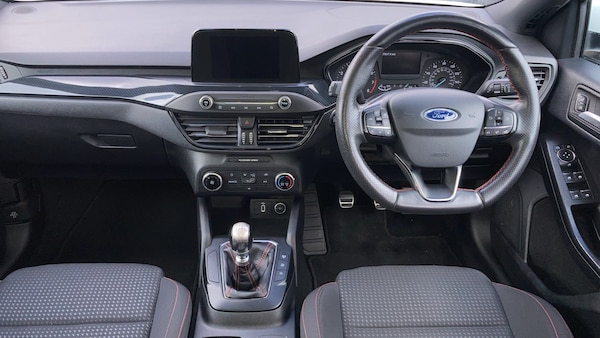 Used Ford Focus 2018 for sale - 76243068: Photo 18