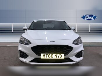Used Ford Focus 2018 for sale - 76243068: Photo 3