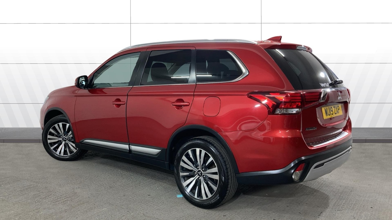 Used Mitsubishi Outlander 2019 for sale - 77530160: Photo 2