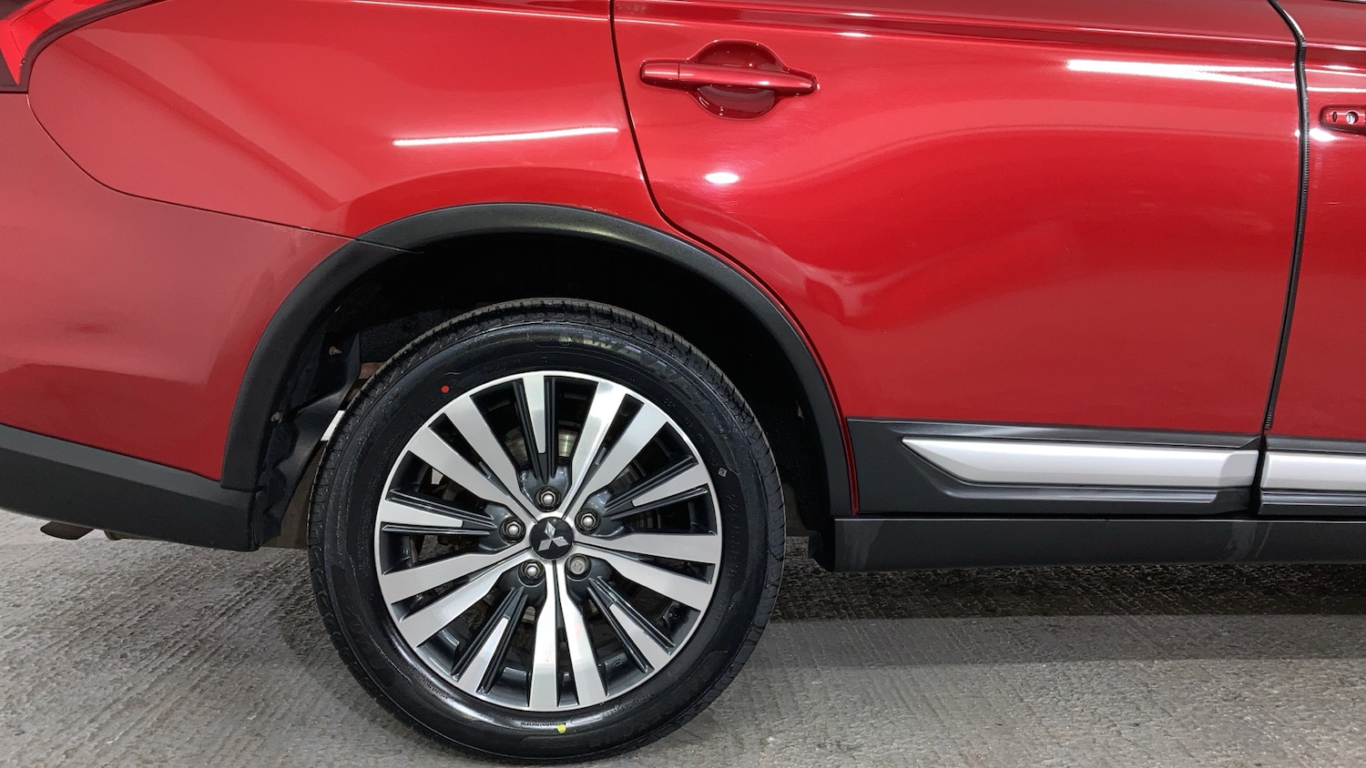 Used Mitsubishi Outlander 2019 for sale - 77530160: Photo 32