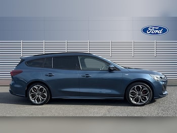 Used Ford Focus 2023 for sale - 79536418: Photo